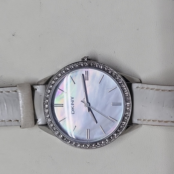 Watch DKNY - Picture 2 of 7